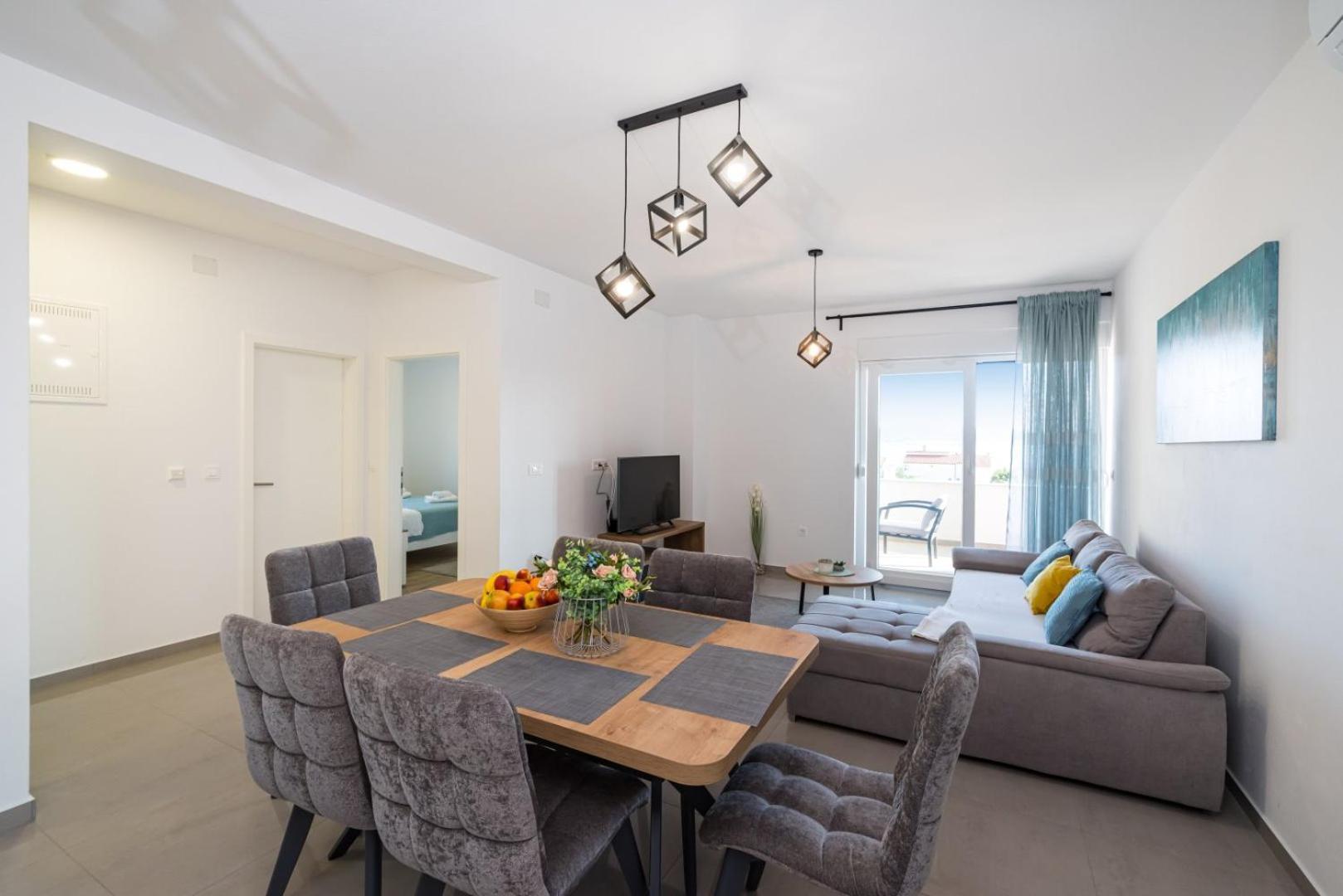 Crowonder Sun Dance Apartments With Heated Swimming Pool Seaview And Garden Sveti Filip i Jakov Εξωτερικό φωτογραφία
